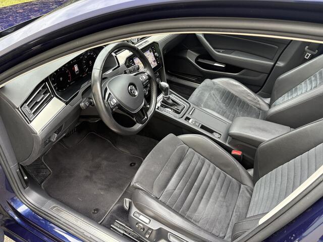 Volkswagen PASSAT Variant 1.8 TSI Business Edition R / AUTOMAAT / NAVI / PANORAMADAK