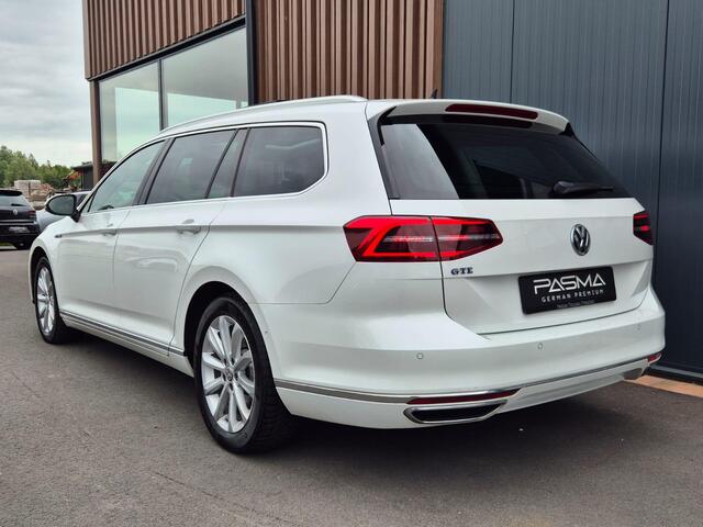 Volkswagen PASSAT Variant 1.4 TSI GTE Connected Series Plus | BTW | Pano | LED | Trekhaak | HUD | 360 camera