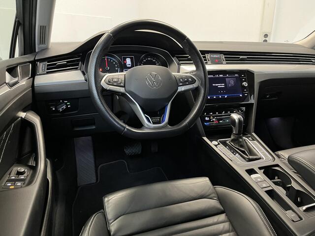 Volkswagen PASSAT Variant 1.4 TSI PHEV GTE Business | TREKHAAK | LEDER | CAMERA |