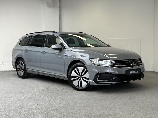 Volkswagen PASSAT Variant 1.4 TSI PHEV GTE Business | TREKHAAK | LEDER | CAMERA |