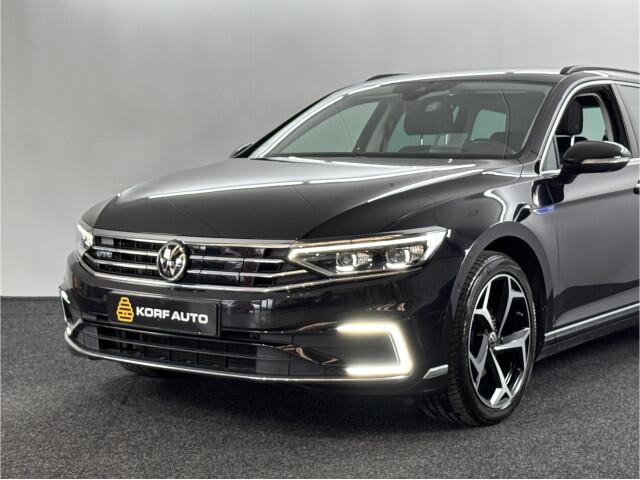 Volkswagen PASSAT Variant 1.4 TSI PHEV GTE / HUD / DCC / Trekhaak