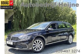 volkswagen-passat-variant-gte-218pk