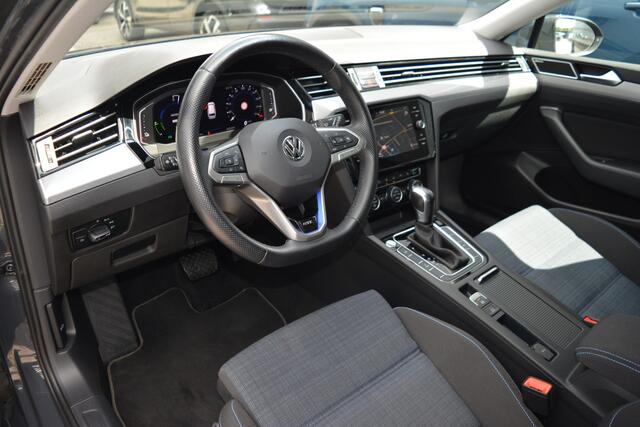Volkswagen PASSAT Variant 1.4 TSI PHEV GTE Business | Virtual Cockpit | Camera | 18 Inch |