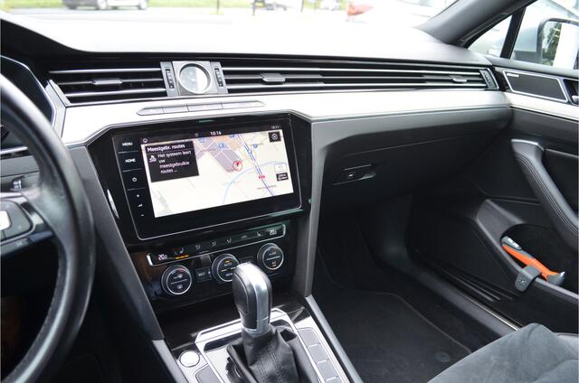 Volkswagen PASSAT Variant 1.4 TSI ACT Highline Business R Dynaudio | Virtual cockpit | Leer & Alcantara | a.Camera | Carplay | Adaptive Cruise