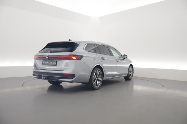 Volkswagen PASSAT Variant 1.5 eHybrid Business | Navi | Massage | Elek. Trekhaak | Keyless | Adapt. Cruise | Stoel- Stuurverw. |