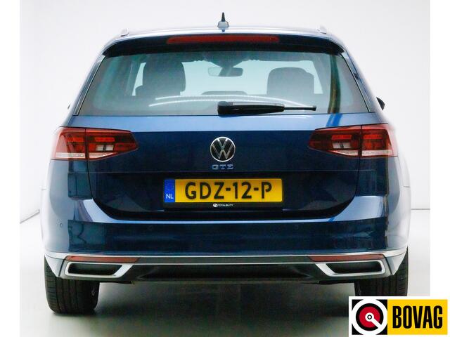 Volkswagen PASSAT Variant 1.4 TSI PHEV GTE Business | Stoelverwarming | Achterbankverwarming | Elec. klep Travel-assist, Camera, Navigatie, Digi dashbord, ACC
