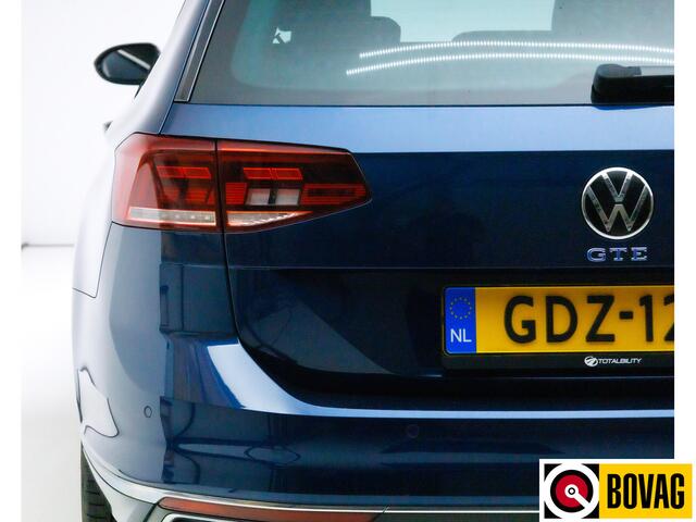 Volkswagen PASSAT Variant 1.4 TSI PHEV GTE Business | Stoelverwarming | Achterbankverwarming | Elec. klep Travel-assist, Camera, Navigatie, Digi dashbord, ACC