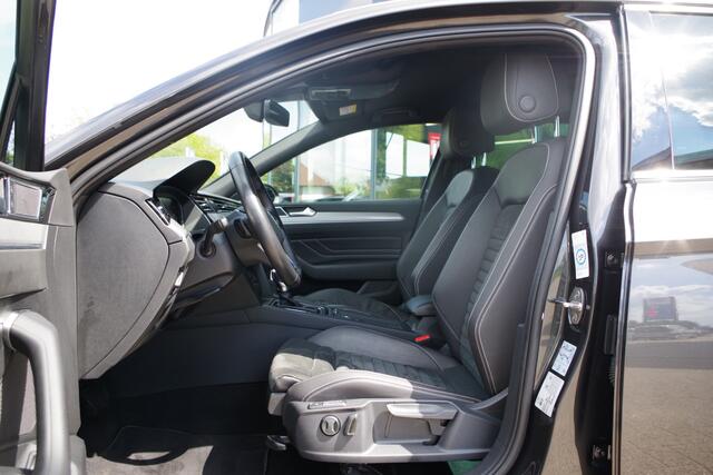 Volkswagen PASSAT Variant 1.4 TSI PHEV GTE 218 PK Business PHEV, Leder-Alcantara, Camera, Groot-Navi,