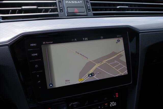 Volkswagen PASSAT Variant 1.4 TSI PHEV GTE 218 PK Business PHEV, Leder-Alcantara, Camera, Groot-Navi,
