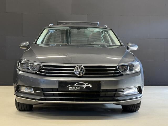 Volkswagen PASSAT Variant 1.4 TSI ACT Highline Automaat | Panoramadak | Adaptive cruise | Stoelverwarming | PDC V+A | LED