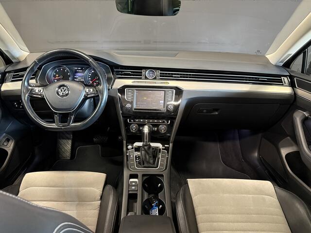 Volkswagen PASSAT Variant 1.4 TSI ACT Highline Automaat | Panoramadak | Adaptive cruise | Stoelverwarming | PDC V+A | LED