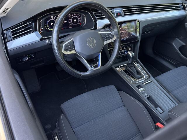 Volkswagen PASSAT Variant GTE 218PK DSG HYBRID GTE BUSINESS CAMERA/NAVI/TREKHAAK/IQ-LIGHT