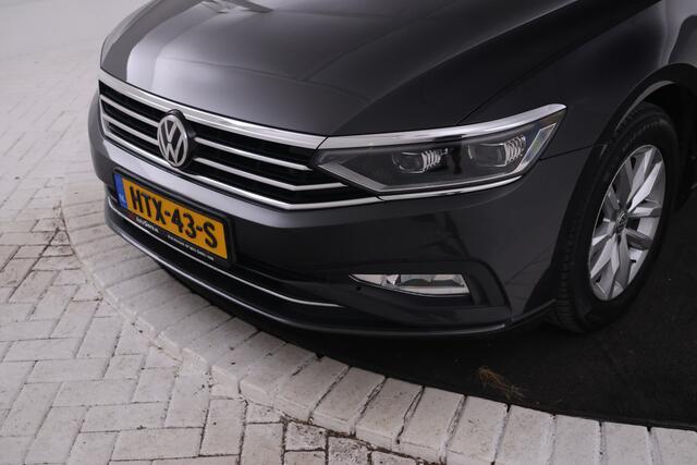 Volkswagen PASSAT Variant 1.6 TDI Comfort Business automaat, Navigatie, Trekhaak,