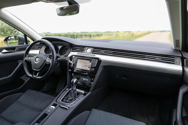 Volkswagen PASSAT 1.4 TSI GTE ? LED ? Carplay ? Trekhaak