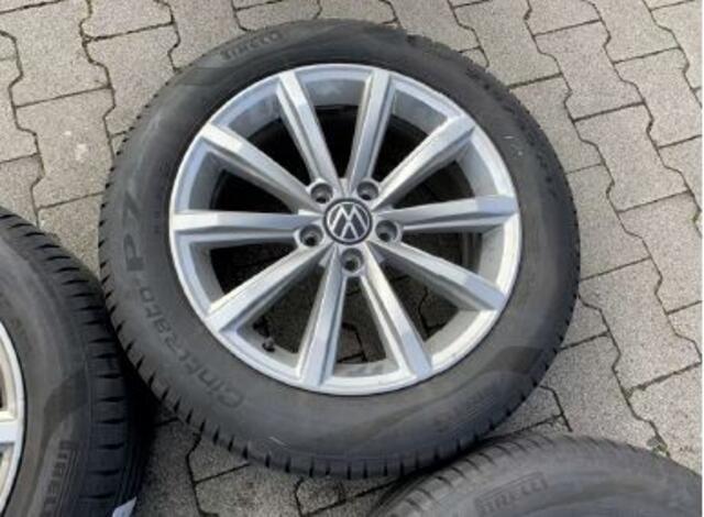 Volkswagen PASSAT Variant 1.4 TSI PHEV 218pk DSG GTE Business / Navigatie / Achteruitrijcamera / Stuur & Stoelverwarming / App-Connect / 17" LMV