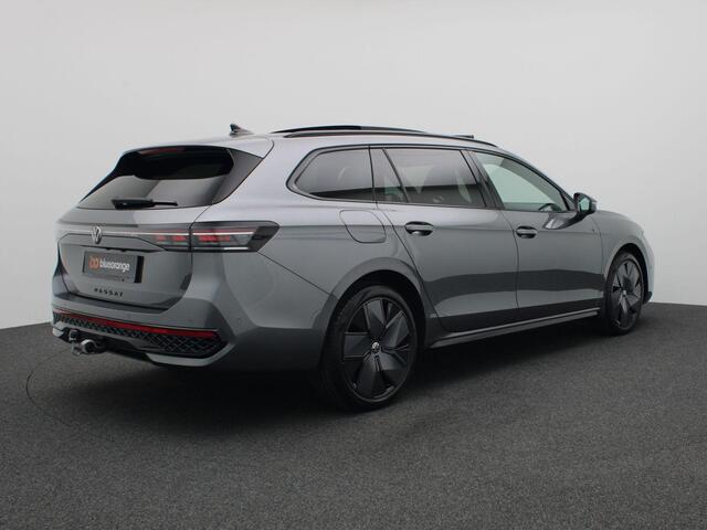 Volkswagen PASSAT Variant 1.5 eHybrid R-Line Edition 272PK DSG Matrix led, trekhaak, adaptive cruise, side assist, schuif-kanteldak, keyless, elek. bedienbare achterklep, stoelverwarming voor & achter, stuurwielverwarming, 19" lichtmetaal