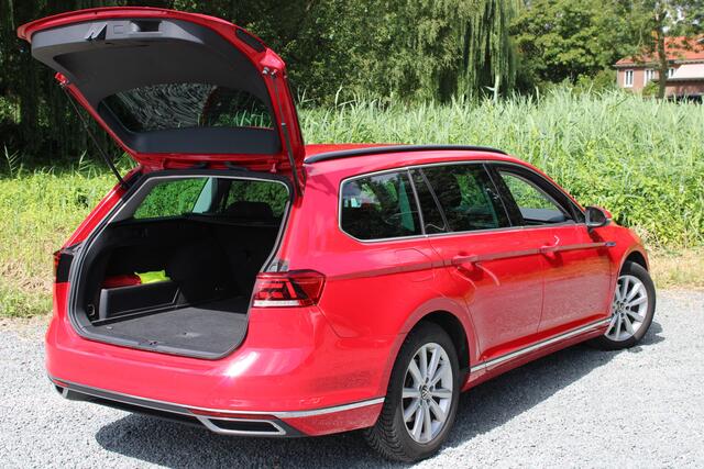 Volkswagen PASSAT Variant GTE 218PK DSG HYBRID GTE BUSINESS CAMERA/MASSAGE/STOEL VERW.