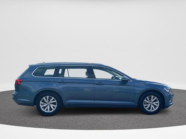 Volkswagen PASSAT Variant 1.4 TSI Comfortline Business |