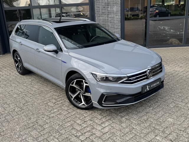Volkswagen PASSAT Variant PHEV GTE 218PK Business NAP/Pano/360Cam/Virtual/Dynamisch
