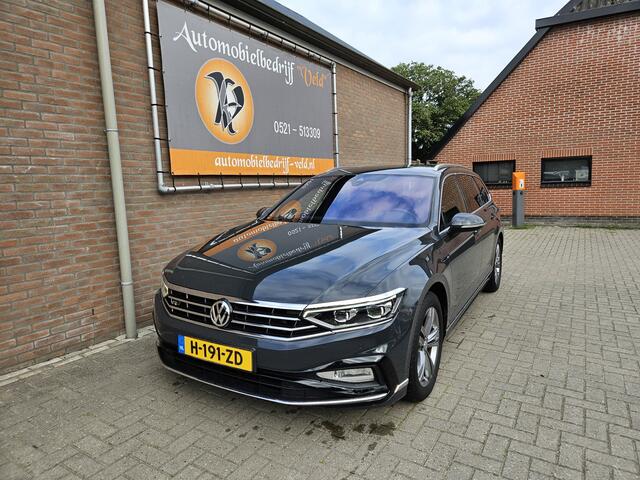Volkswagen PASSAT Variant 1.5 TSI Elegance Business R