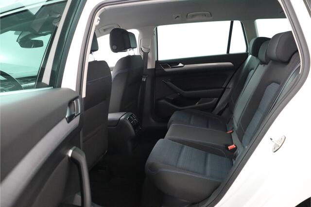 Volkswagen PASSAT Variant 1.4 TSI GTE Business DSG - 100% onderhouden | NAVI | DAB+ | Trekhaak - RIJKLAAR