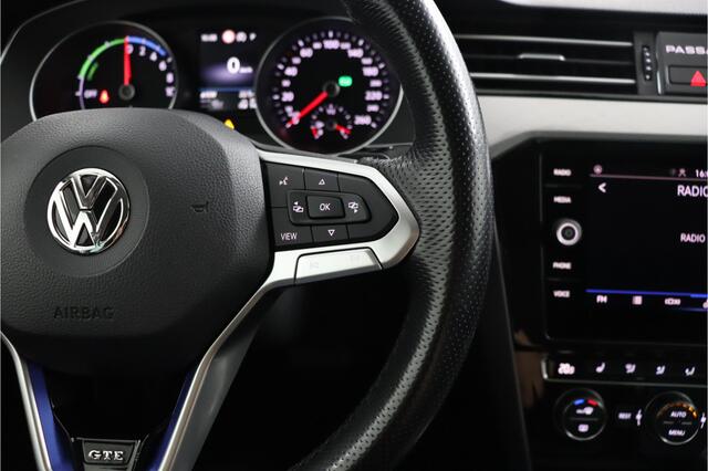 Volkswagen PASSAT Variant 1.4 TSI GTE Business DSG - 100% onderhouden | NAVI | DAB+ | Trekhaak - RIJKLAAR
