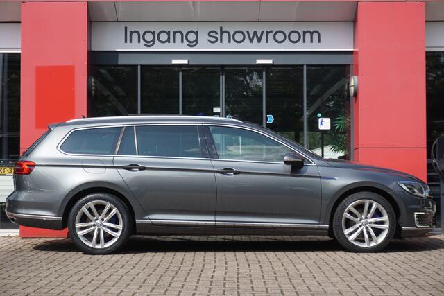 Volkswagen PASSAT Variant 1.4 TSI GTE Highline | Origineel NL | Panoramadak | Virtual Cockpit | ACC | Camera | Trekhaak |