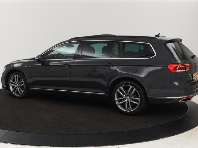 Volkswagen PASSAT Variant 1.4 TSI PHEV GTE Business | Trekhaak | Camera | Pano.Dak |