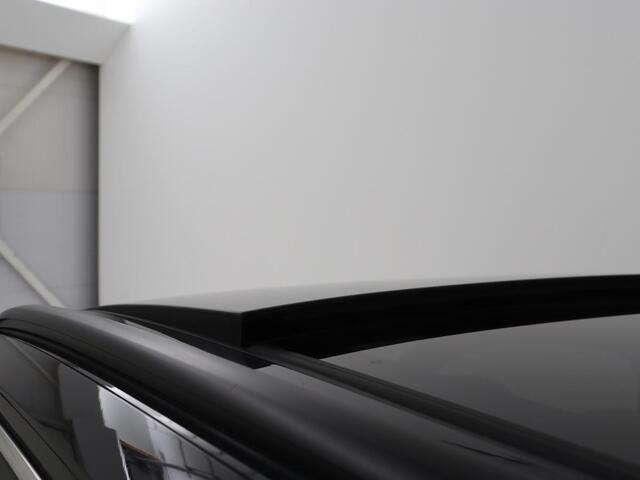 Volkswagen PASSAT Variant 1.4 TSI PHEV GTE Business | Trekhaak | Camera | Pano.Dak |
