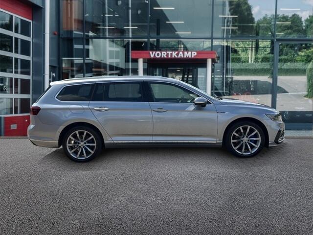 Volkswagen PASSAT 1.4 TSI DSG GTE PANO-DAK/360-CAMERA/DYNAUDIO/LEDER/NAVI/CARPLAY/ACC
