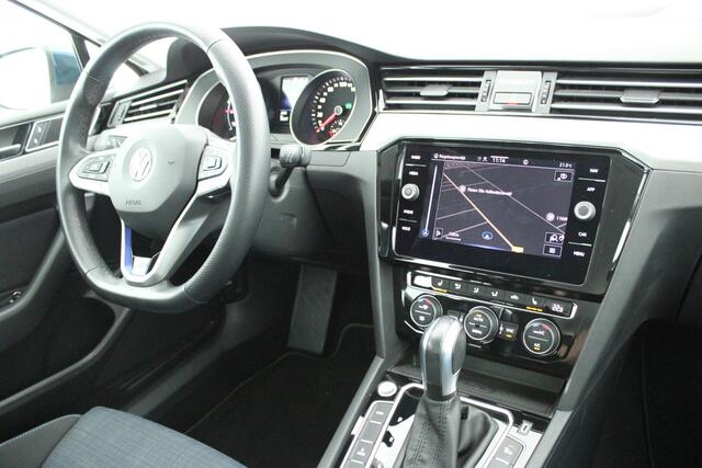 Volkswagen PASSAT Variant 1.4 TSI 218pk PHEV GTE Business Trekhaak Camera Stoelverwarming Navigatie