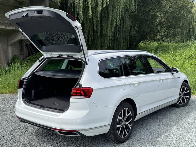 Volkswagen PASSAT Variant GTE 218PK DSG HYBRID GTE BUSINESS LEDER/HEAD-UP/VIRTUAL
