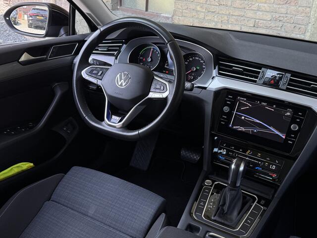 Volkswagen PASSAT Variant GTE 218PK DSG HYBRID GTE BUSINESS CAMERA | MASSAGE | STOELVERW.