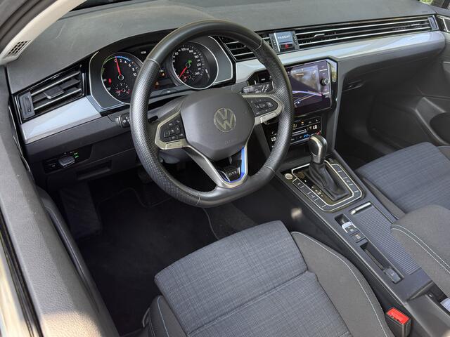 Volkswagen PASSAT Variant GTE 218PK DSG HYBRID GTE BUSINESS CAMERA | MASSAGE | STOELVERW.