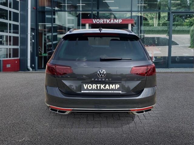 Volkswagen PASSAT 2.0 TDI DSG R-LINE TREKHAAK/CAMERA/NAVI/CARPLAY/ACC/STOELVERW