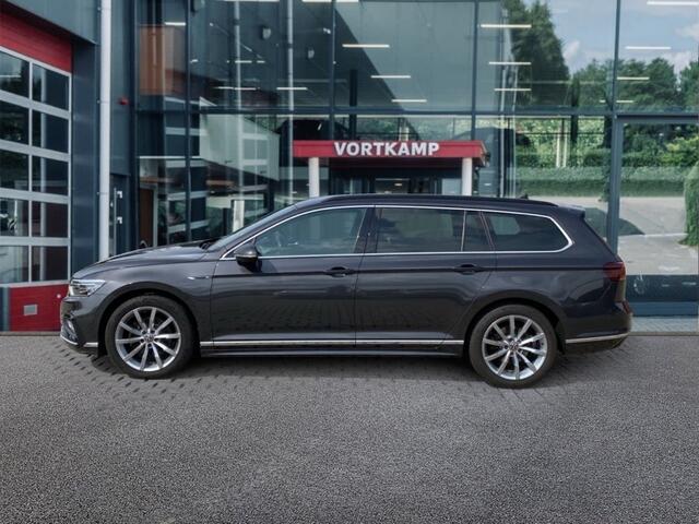 Volkswagen PASSAT 2.0 TDI DSG R-LINE TREKHAAK/CAMERA/NAVI/CARPLAY/ACC/STOELVERW