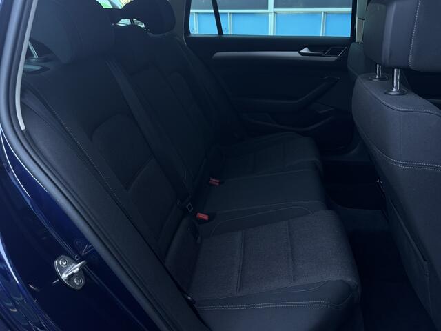 Volkswagen PASSAT Variant 2.0 TDI Comfortline Business GRATIS Afleverpakket! | Adaptive Cruise | Trekhaak |