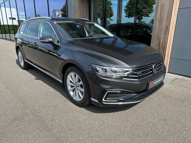 Volkswagen PASSAT Variant 1.4 TSI PHEV GTE | Camera | Dode hoek | Navi | Carplay | Rijklaar incl. 1 jaar Bovag garantie