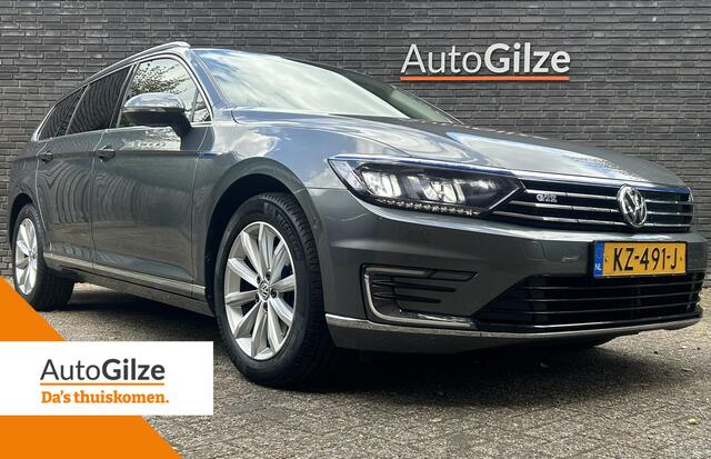 Volkswagen PASSAT Variant 1.4 TSI GTE Connected Series Plus l Pano l Virtual Cockpit l Trekhaak l Camera