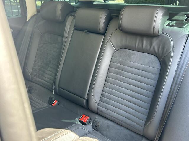 Volkswagen PASSAT Variant 1.4 TSI GTE Connected Series Plus l Pano l Virtual Cockpit l Trekhaak l Camera