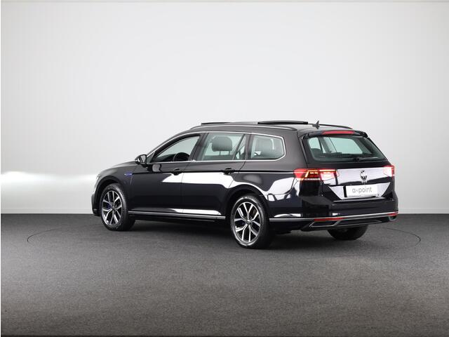 Volkswagen PASSAT Variant 1.4 TSI PHEV GTE Business 218PK DSG | Panorama dak | Trekhaak elektrisch | Stoelverwarming | Digitale cockpit |