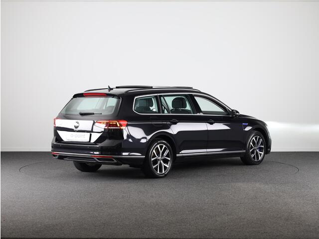 Volkswagen PASSAT Variant 1.4 TSI PHEV GTE Business 218PK DSG | Panorama dak | Trekhaak elektrisch | Stoelverwarming | Digitale cockpit |