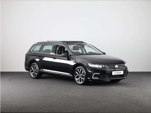 Volkswagen PASSAT Variant 1.4 TSI PHEV GTE Business 218PK DSG | Panorama dak | Trekhaak elektrisch | Stoelverwarming | Digitale cockpit |