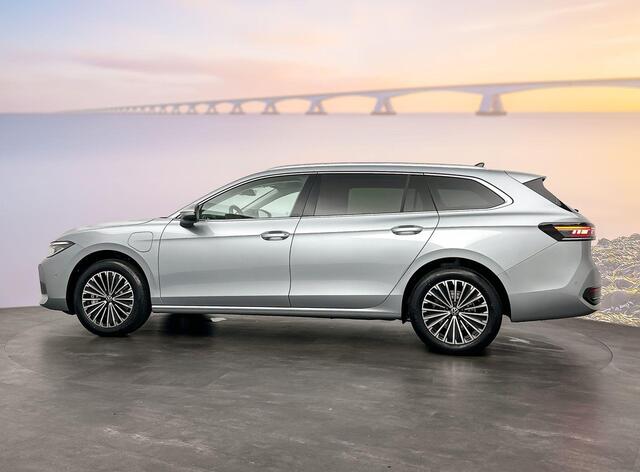 Volkswagen PASSAT Variant Elegance Business 1.5 eHybrid 150 kW / 204 pk Vari