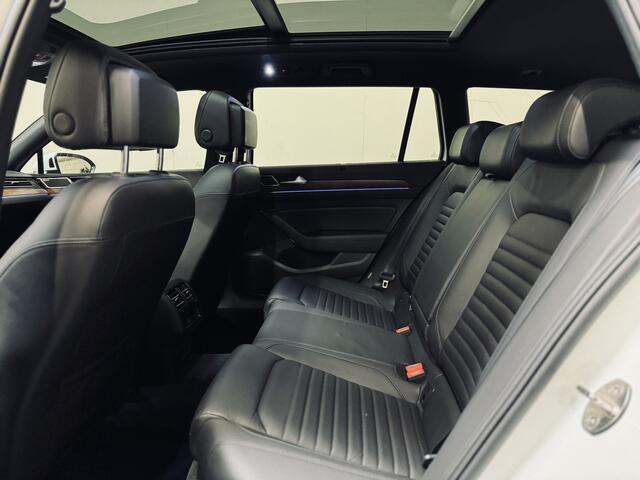 Volkswagen PASSAT Variant 1.4 TSI GTE | Panorama | Trekhaak | Massage