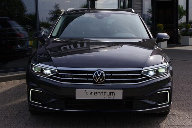Volkswagen PASSAT Variant 1.4 TSI PHEV GTE 218 PK BNS, Trekhaak, Matrix-LED, Camera