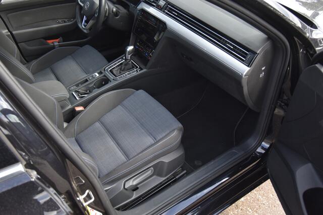 Volkswagen PASSAT Variant 1.4 TSI PHEV GTE Business , TREKHAAK , A UITRIJ CAM , PANORAMADAK , LED KOPL , PDC V+A ,