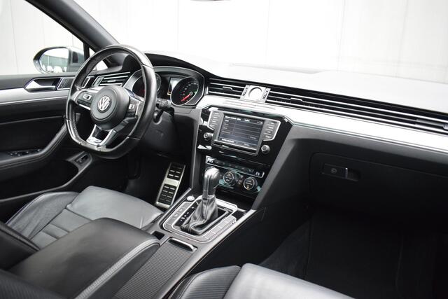 Volkswagen PASSAT Variant 1.8 TSI 180pk Business Edition 2X R-Line | Vol leder | LED | Adaptieve Cruise