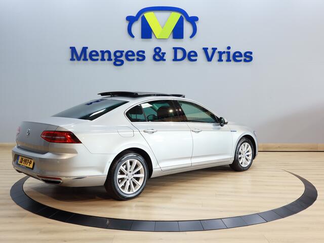 Volkswagen PASSAT 1.4 TSI GTE Highline Airco ECC | Panorama | 360 Camera | Apple Carplay | Cruise Control | Stoel Verwarming | Isofix | NAP