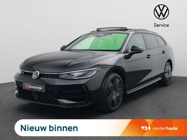 Volkswagen PASSAT Variant 1.5 eHybrid R-Line Edition 272PK DSG Matrix led, trekhaak, adaptive cruise, side assist, schuif-kanteldak, keyless, elek. bedienbare achterklep, stoelverwarming voor & achter, stuurwielverwarming, 19" lichtmetaal